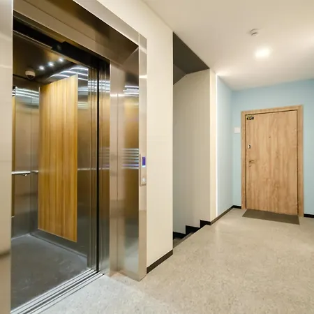 Apartment Petrovdom 03-217 In Rc Rybalsky, Naberezhno-rybalska Street, 3 Kiew