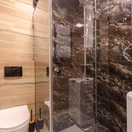 Apartment Petrovdom 03-217 In Rc Rybalsky, Naberezhno-rybalska Street, 3 Kiew
